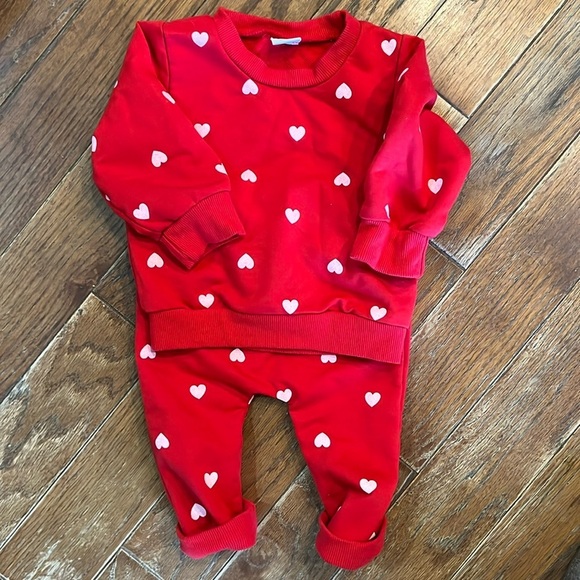 Baby Girl Red with Hearts Matching Set - Picture 1 of 4